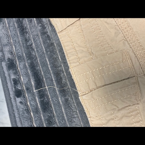 Capris - Picture 4 of 5